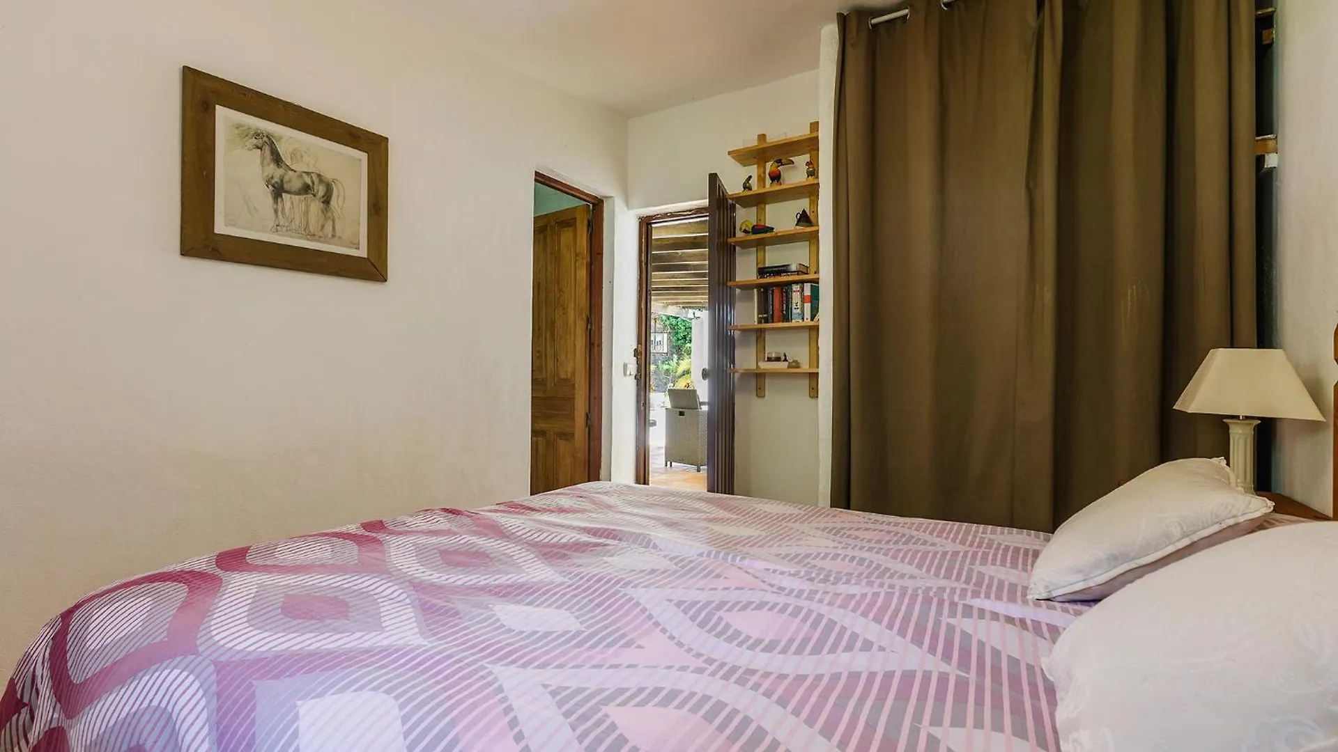 Finca El Capricho Компета